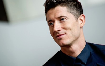 猫头鹰体育热评-佩佩过人如麻戏耍整条防线