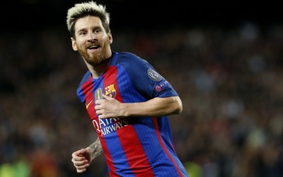 猫头鹰体育独家-凯恩德甲赛季最佳球员